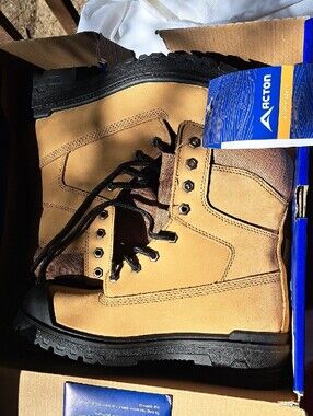 Men's Tan Work Boots - Rugged Lace-Up Safety Style